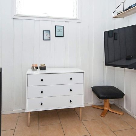 4 Person Holiday Home In Hemmet Exterior photo