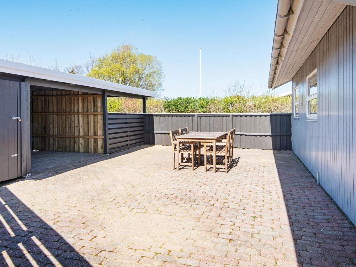4 Person Holiday Home In Hemmet Exterior photo