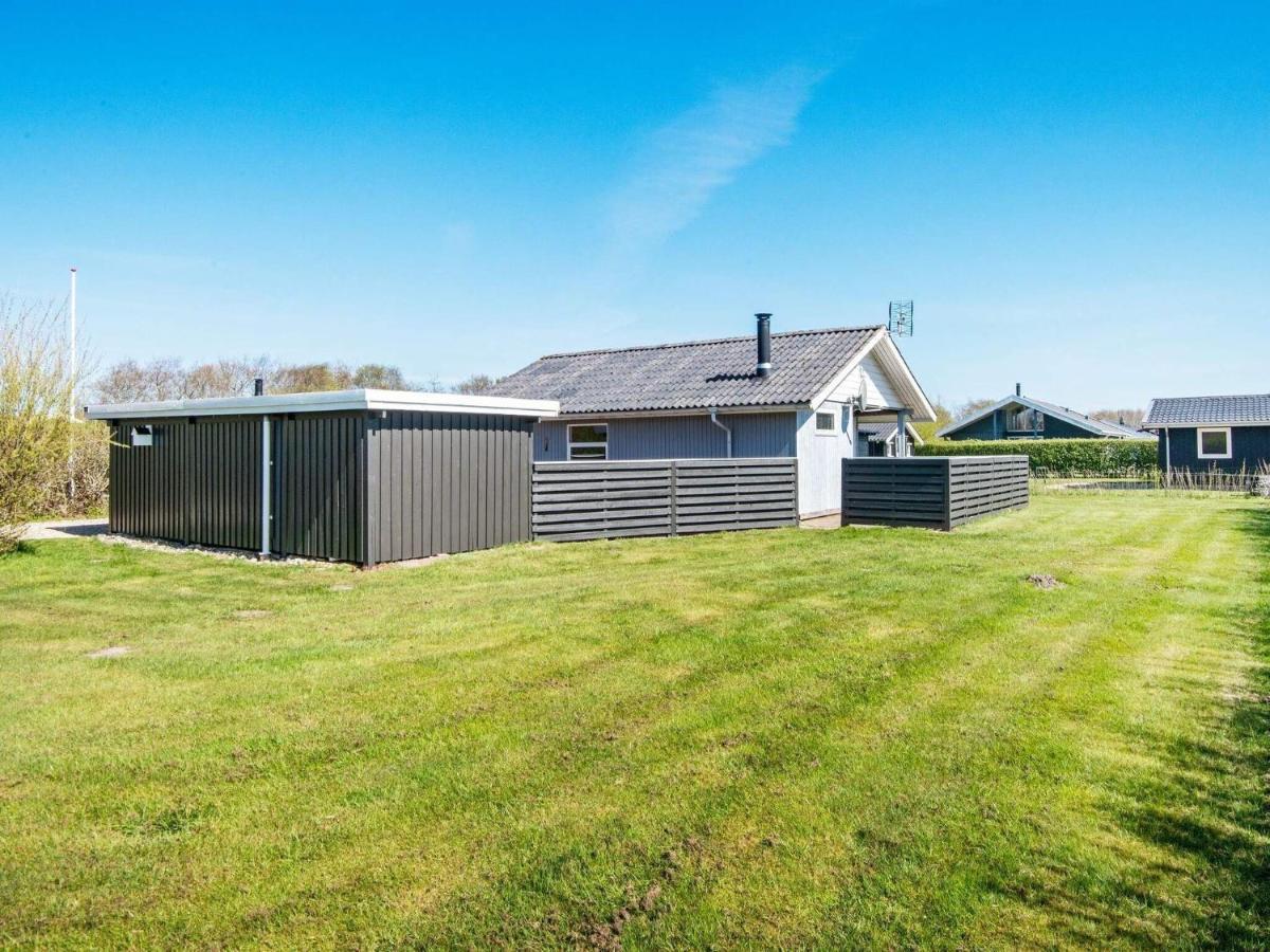 4 Person Holiday Home In Hemmet Exterior photo