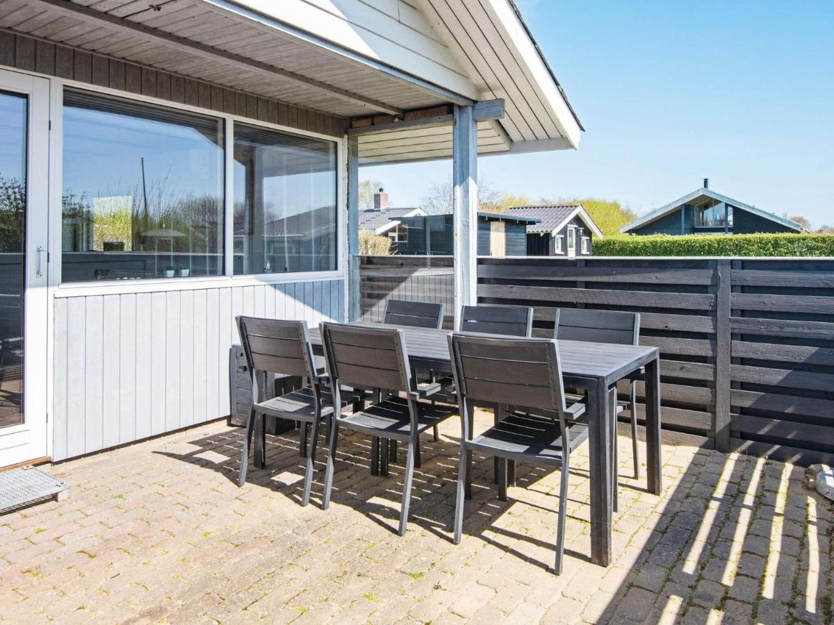 4 Person Holiday Home In Hemmet Exterior photo